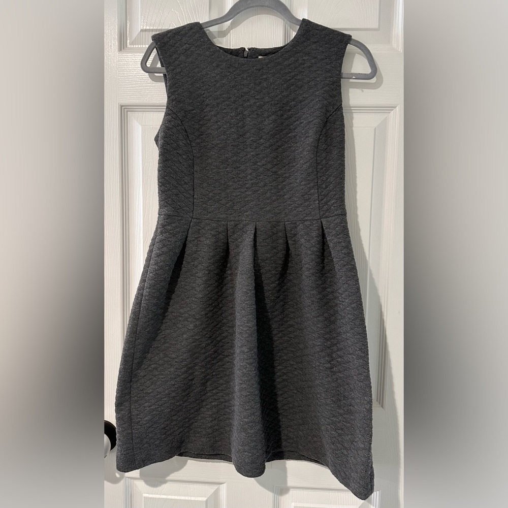 LOFT sleeveless Fit and Flare Quilted Dress Size 4P